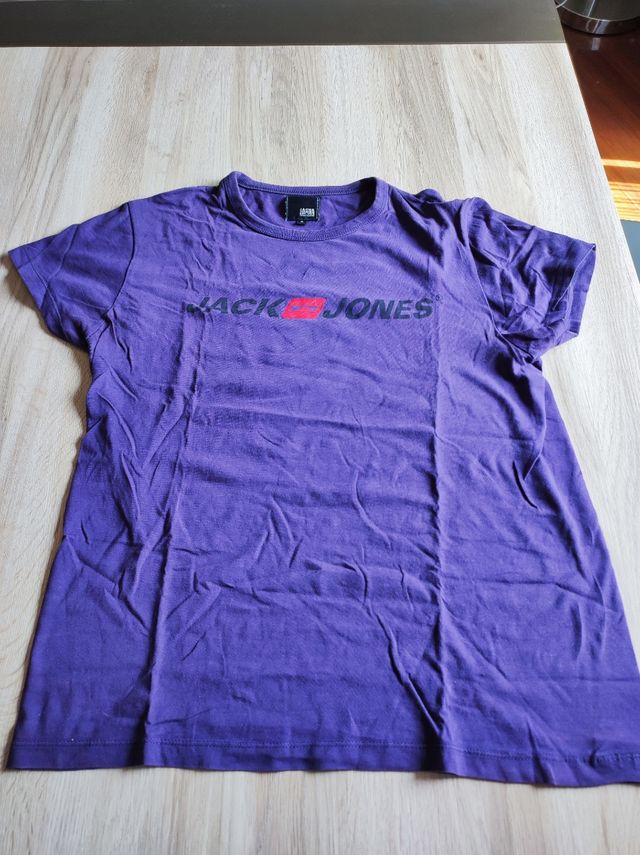 Camiseta Jack & Jones morada talla S