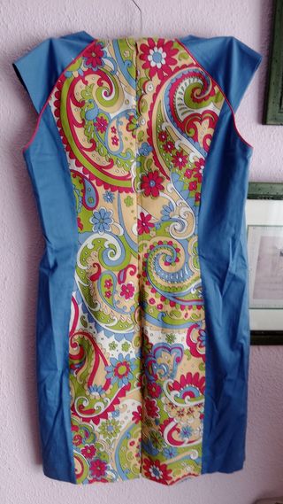 Vestido estampado años 60 multicolor.
