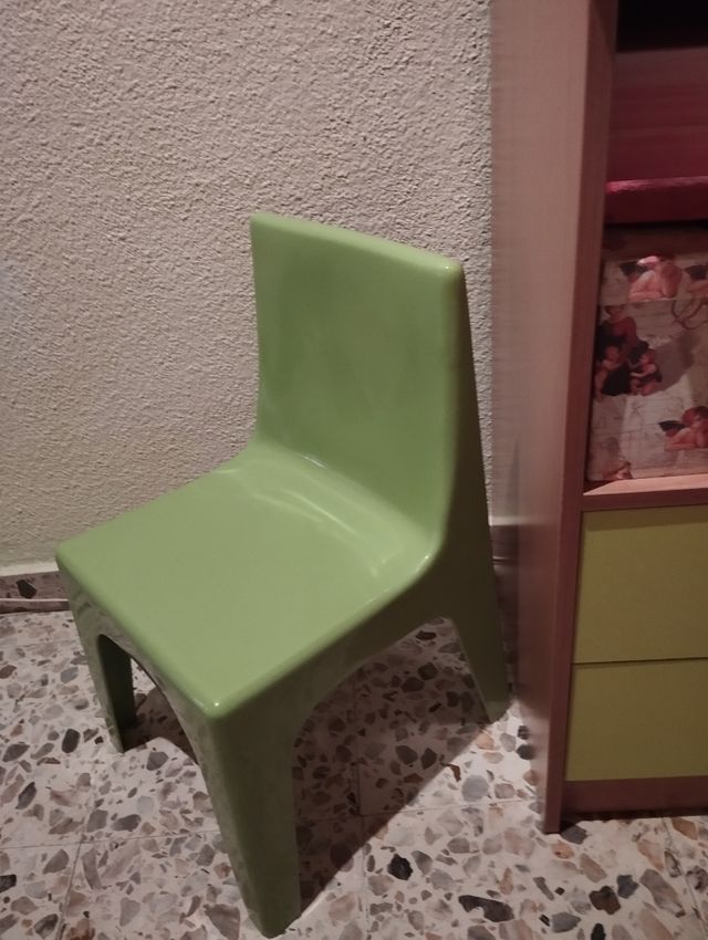 Silla infantil verde