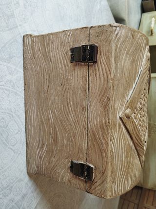 Baúl costurero de madera