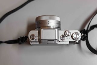 Cámara Panasonic Lumix DMC-GF7 + objetivo 12-32