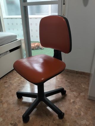 Silla oficina giratoria marrón