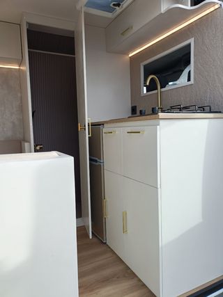 Nissan nv 400 2021
