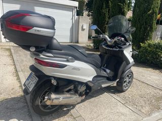 Piaggio MP3 LT 500cc. 3 ruedas carnet de coche