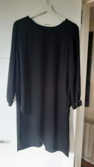Camisola negra Zara - arandelas