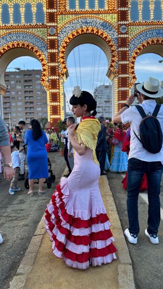 Traje Flamenca niña rosa y rojo