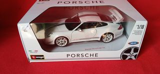 Porsche 911 GT3 RS 4.0 1:18
