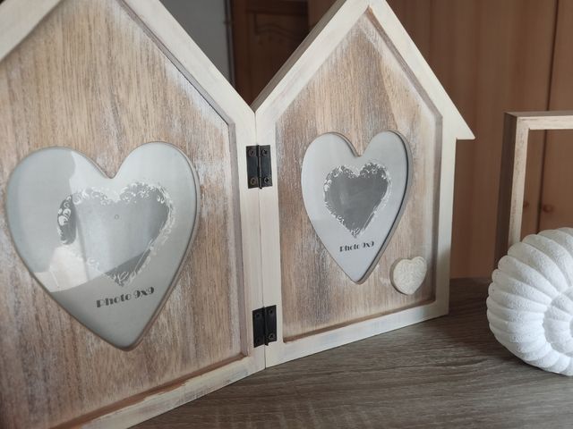 Decoración: Marco fotos + letrero LOVE