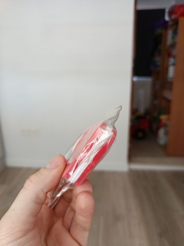 Llaveros velero rojo - 8 uds