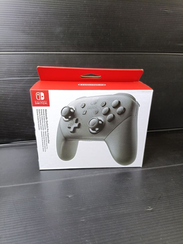 Nintendo Switch Pro Controller
