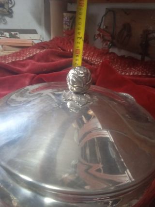 antigua, sopera de alpaca con su bandeja