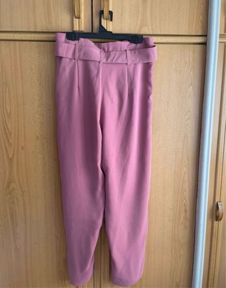 Pantalones rosa Stradivarius c/cinturon