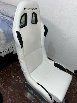 Playseat Asiento Blanco + logitech g29