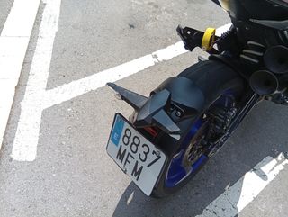 Zontes R350 - Moto blanca