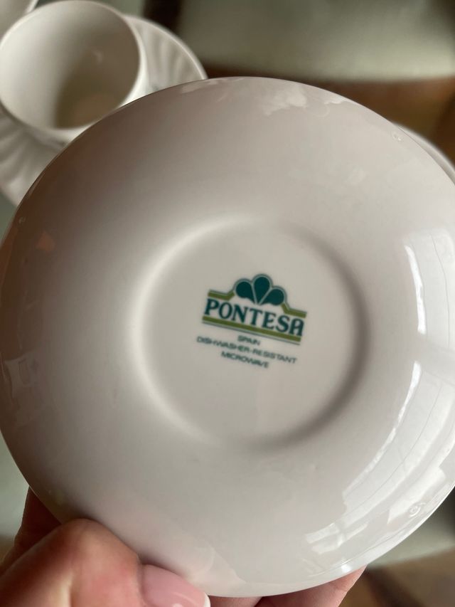 Juego de café Pontesa. 12 servicios.