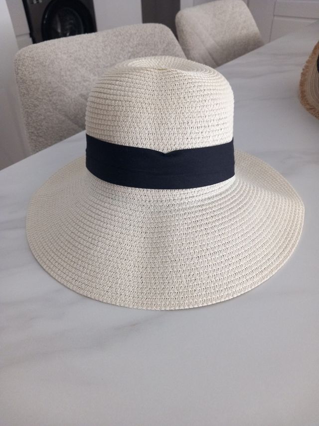 Sombrero playa beige c/cinta negra