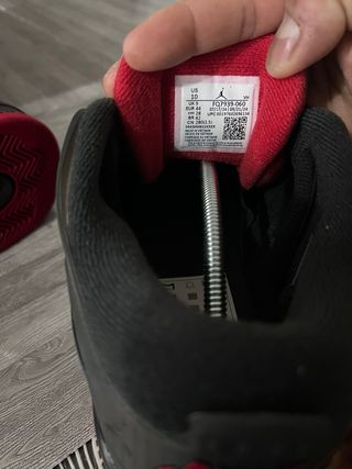 Air Jordan 4 Retro - Talla 44