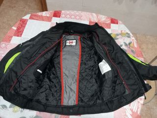Chaqueta moto mujer talla M seminueva
