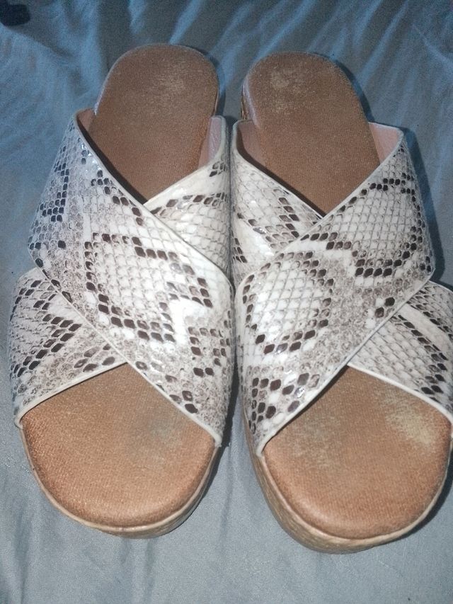 Chanclas plataforma serpiente