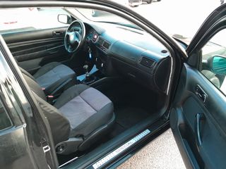 Volkswagen Golf 2002