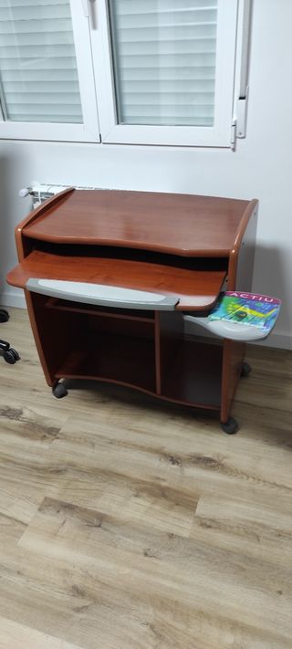 Mesa escritorio madera marrón