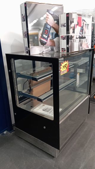 VITRINA PASTELERA REFRIGERADA