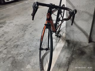 Bicicleta carretera Megamo 