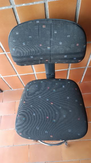 Taburete giratorio oficina