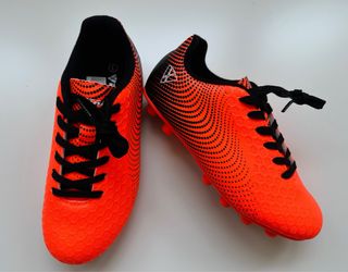 Botas fútbol niño Vizari talla 34 naranja negro