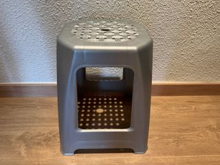 Banqueta gris plástico