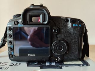 Canon EOS 5D Mark II - Cámara réflex