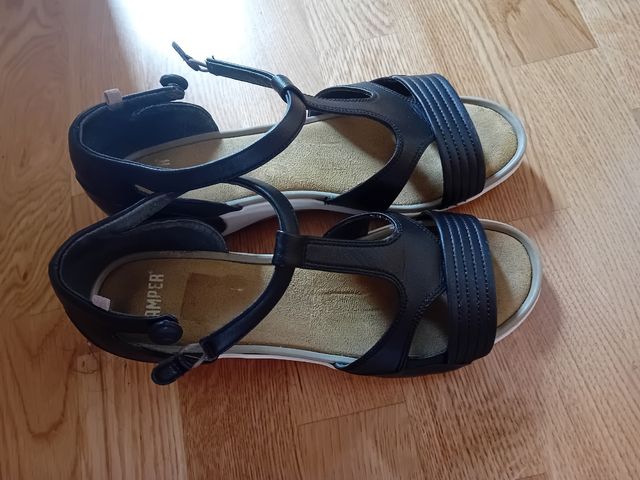 Sandalias Camper negras 38