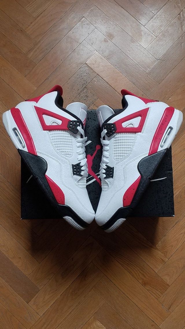 Jordan 4 Retro Red Cement talla 44