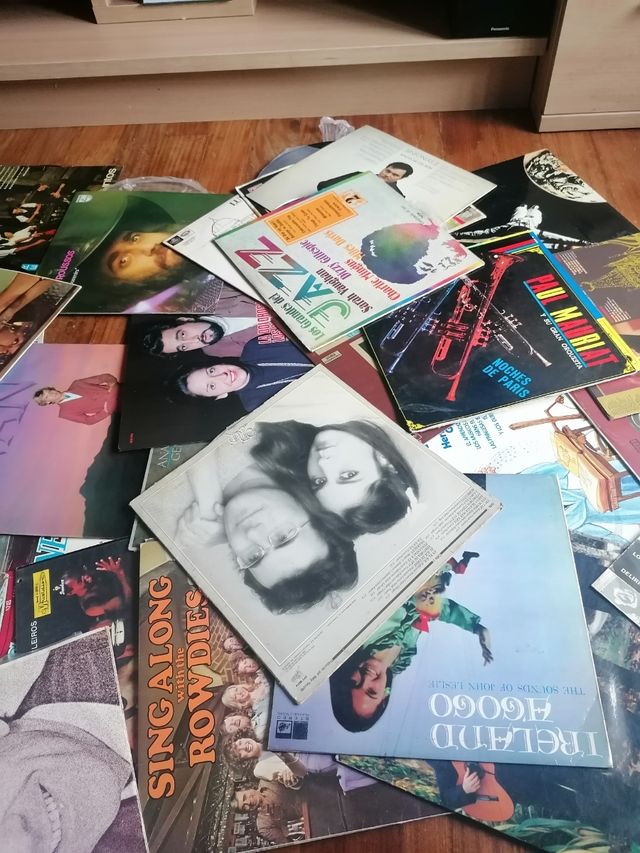 85 LPs Latinos - Varios Artistas