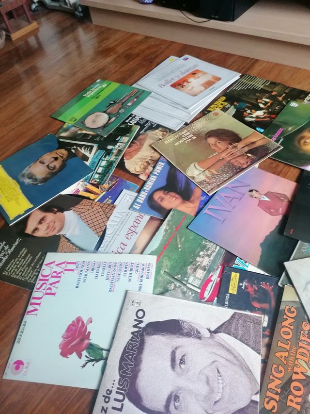 85 LPs Latinos - Varios Artistas