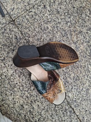 Sandalias Anatomic multicolor nº37