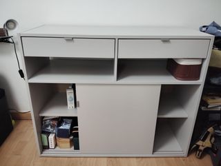 Aparador de IKEA.