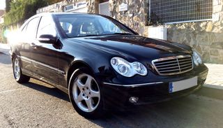 Mercedes-Benz Clase C 270 diesel automatico 2003