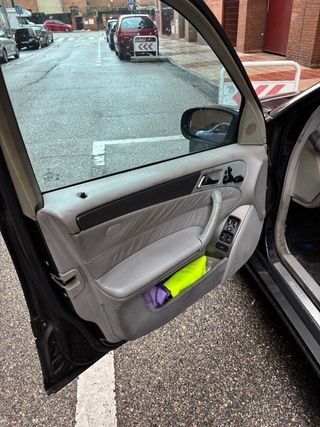 Mercedes-Benz Clase C 270 diesel automatico 2003