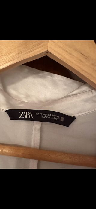 Vestido Zara blanco satinado XS