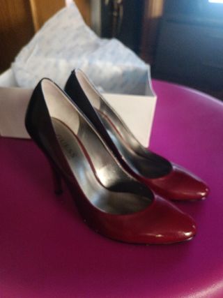 Zapatos Guess Marciano tacón alto