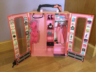 Armario portátil Barbie