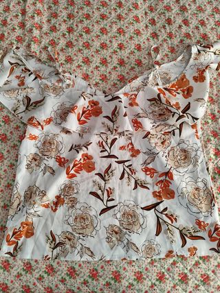 Blusa floral Shein branca