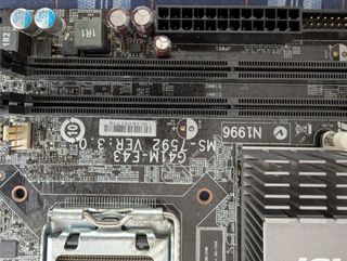 Placa base MSI 775