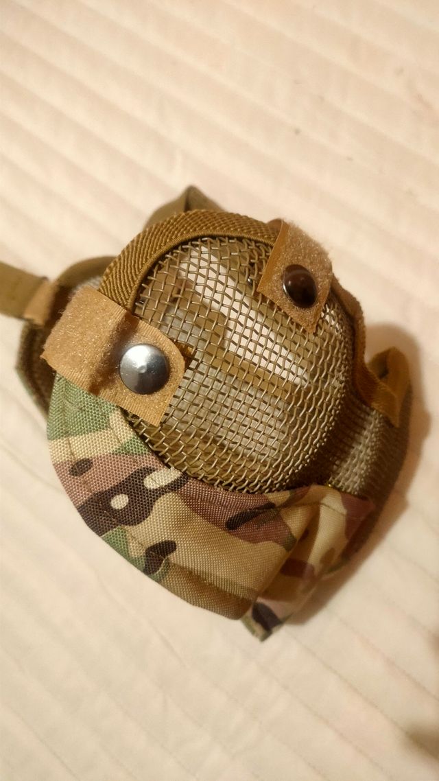 Mascara protección rejilla completa multicam