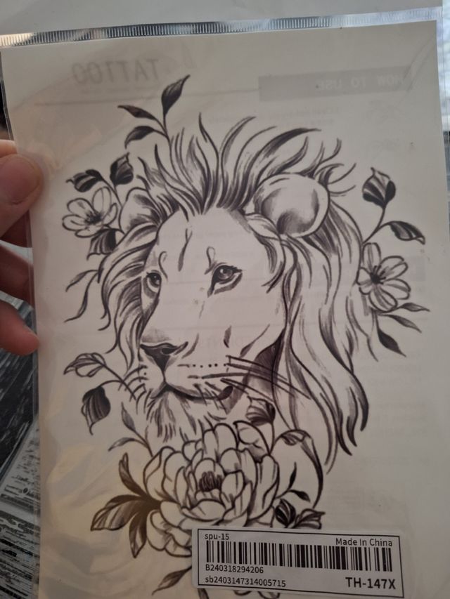 Tatuaje temporal león - negro, gris