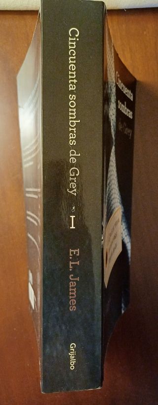 CINCUENTA SOMBRAS DE GREY