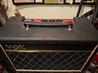 Bajo Ibanez + Amplificador Vox 10W