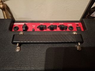 Bajo Ibanez + Amplificador Vox 10W