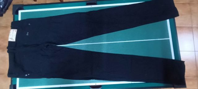 Pantalones vaqueros negros